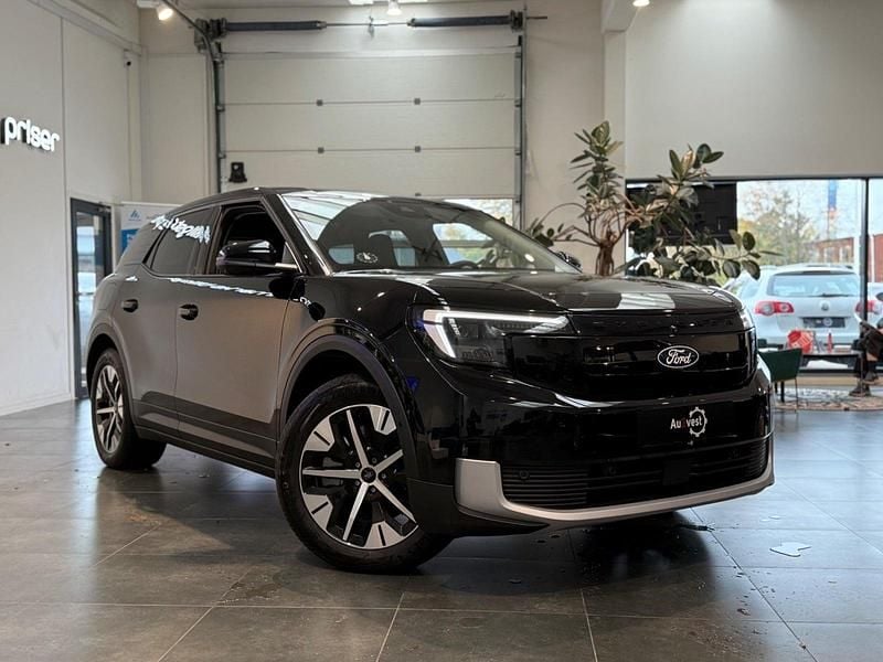 Sort Brugt 2024 Ford Explorer Extended Range SUV | 309.799 kr. (God pris) - Billede 1/4