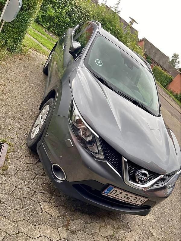 Grå Brugt 2015 Nissan Qashqai Tekna SUV | 94.995 kr. (Fair pris) - Billede 1/4