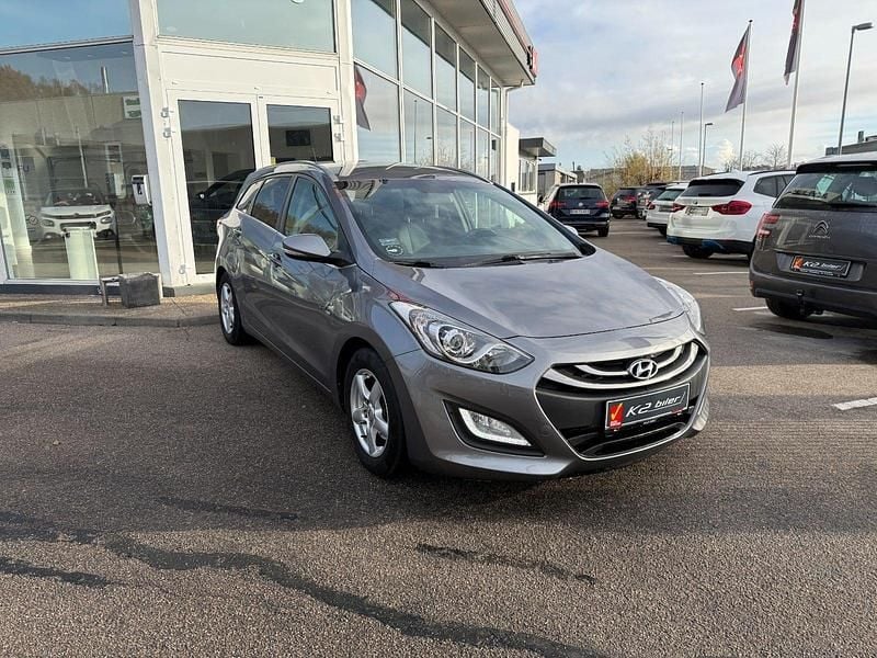Gråmetal Brugt 2013 Hyundai i30 Comfort Stationcar | 69.800 kr. (Fair pris) - Billede 1/4