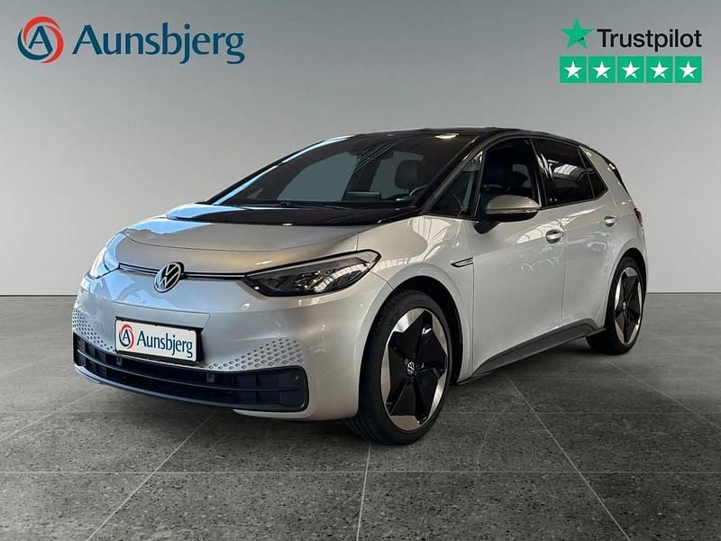 Scale silver metallic Brugt 2023 VW ID.3 Life Hatchback | 209.500 kr. (Lidt for dyr) - Billede 1/4