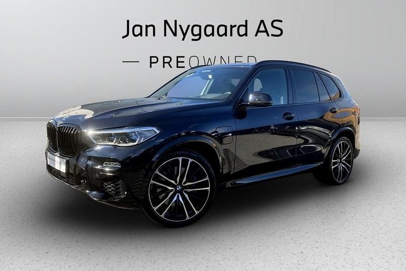 Carbonsortmetal Brugt 2021 BMW X5 M Sport SUV | 769.000 kr. (Fair pris) - Billede 1/3