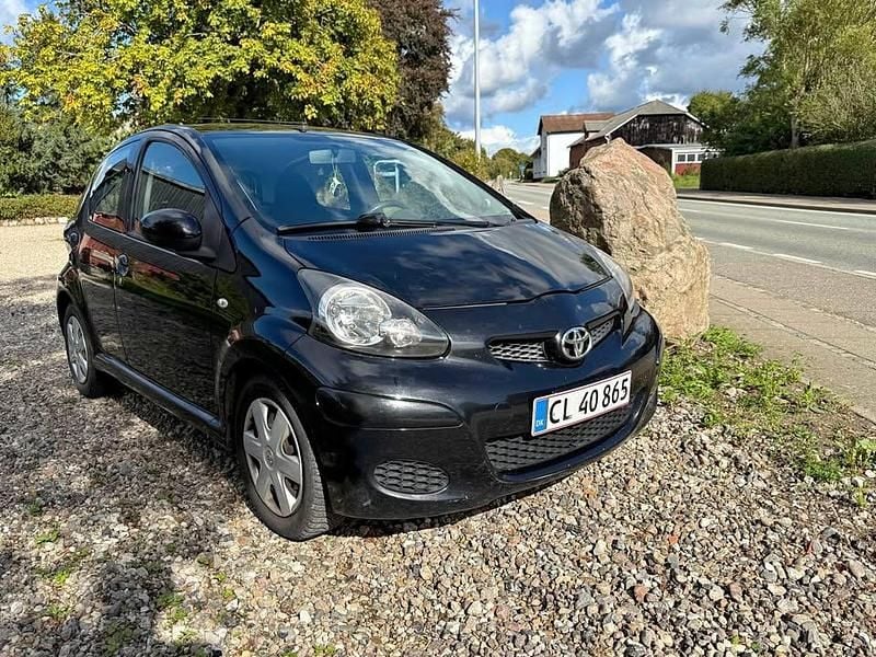 Brugt 2010 Toyota Aygo Hatchback | 20.000 kr. (Fair pris) - Billede 1/4