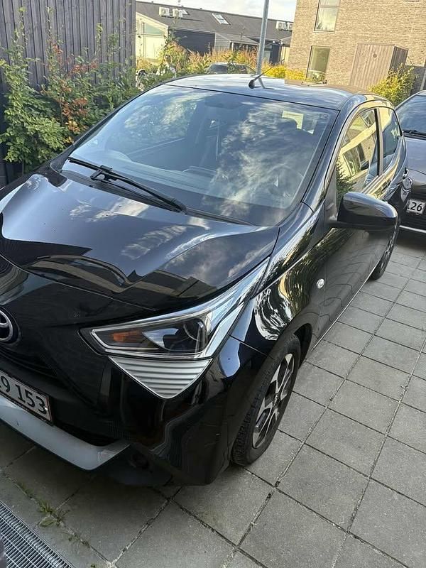 Brugt Toyota Aygo 72 HK (52 kW) 2018 Sort Hatchback
