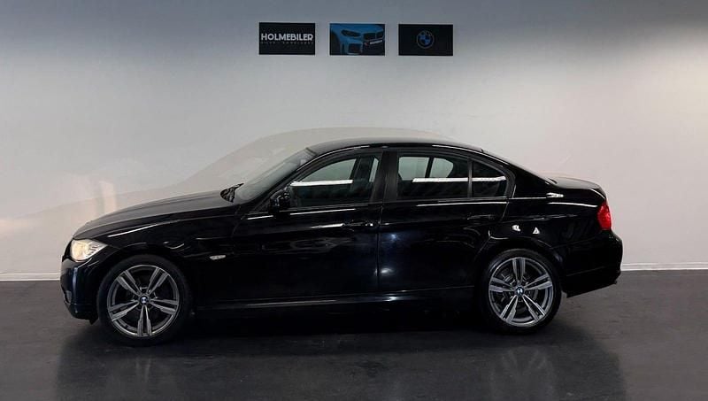 Brugt BMW 318 143 HK (105 kW) 2012 Sort Sedan