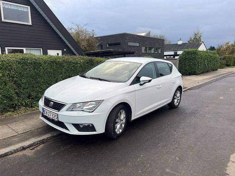 Hvid Brugt 2017 Seat Leon Style Hatchback | 89.900 kr. (God pris) - Billede 1/4