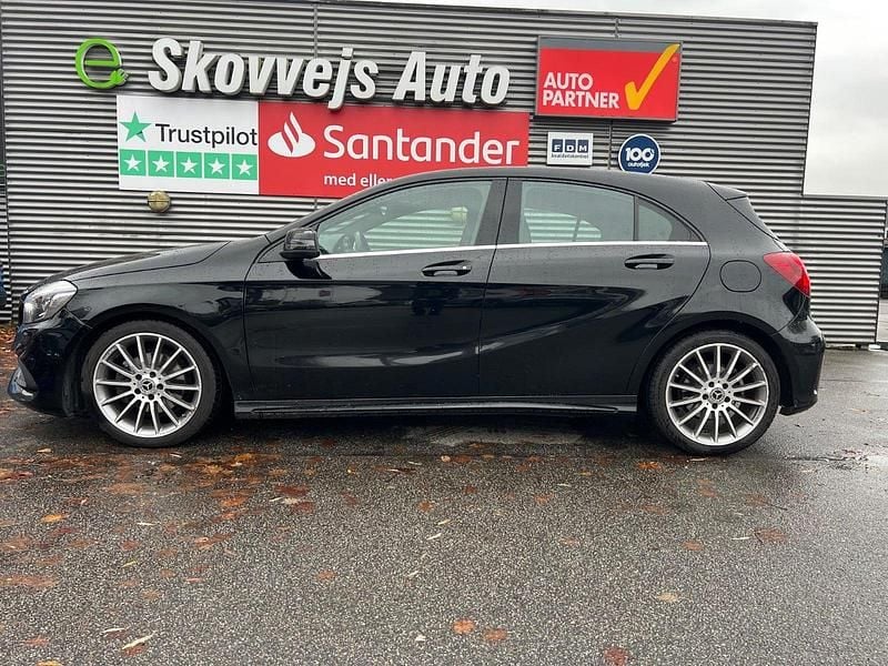 Sort Brugt 2018 Mercedes A200 Edition Hatchback | 174.900 kr. (Fair pris) - Billede 1/4