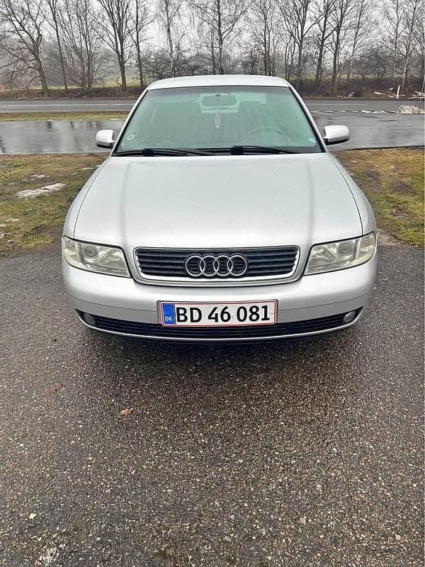 Brugt Audi A4 165 HK (121 kW) 2000 Sedan