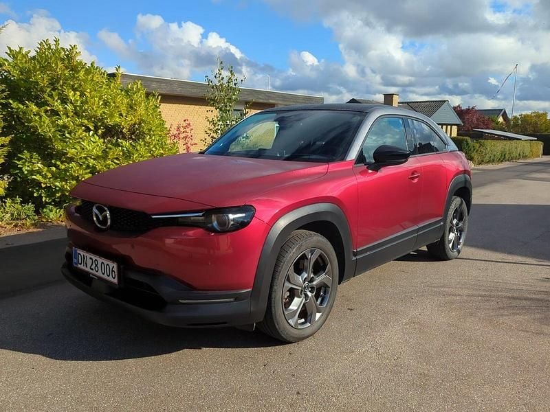 Mørkrødmetal Brugt 2020 Mazda MX30 Cosmo SUV | 104.900 kr. (Fair pris) - Billede 1/4