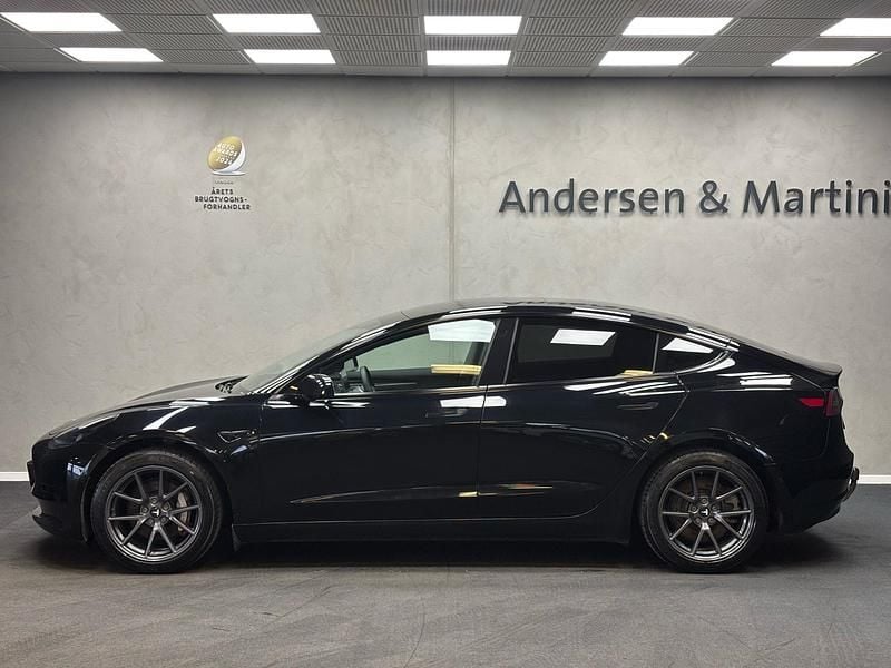 Brugt Tesla Model 3 Standard Range Plus 189 kW (258 HK) 2021 Sort Sedan