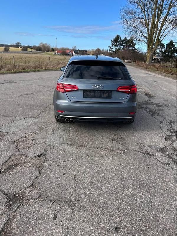 Brugt Audi A3 S-Line 150 HK (110 kW) 2018 Sedan