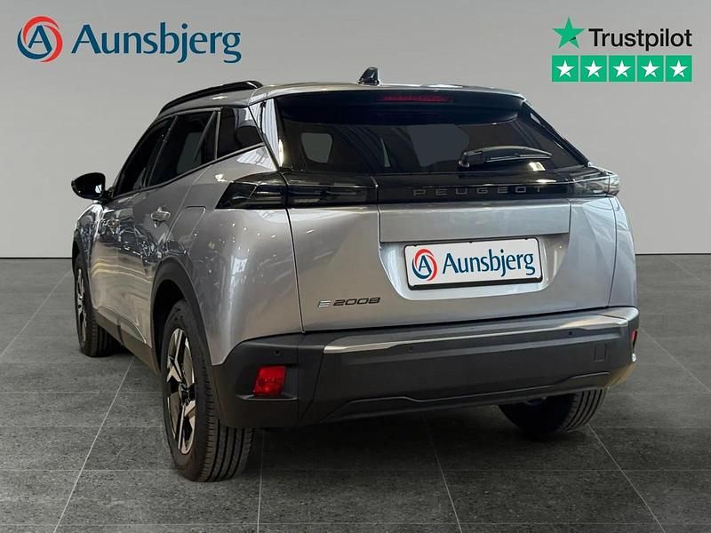 Brugt Peugeot e-2008 Allure 100 kW (136 HK) 2025 Grå SUV