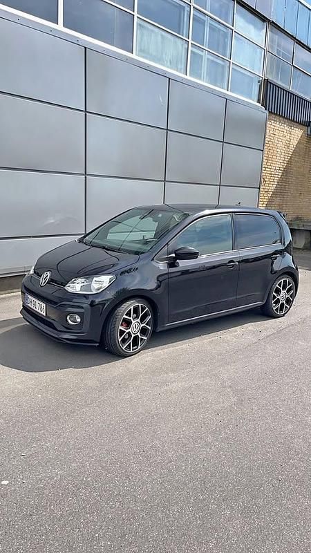 Sort Brugt 2017 VW up! Hatchback | 79.900 kr. (Fair pris) - Billede 1/4