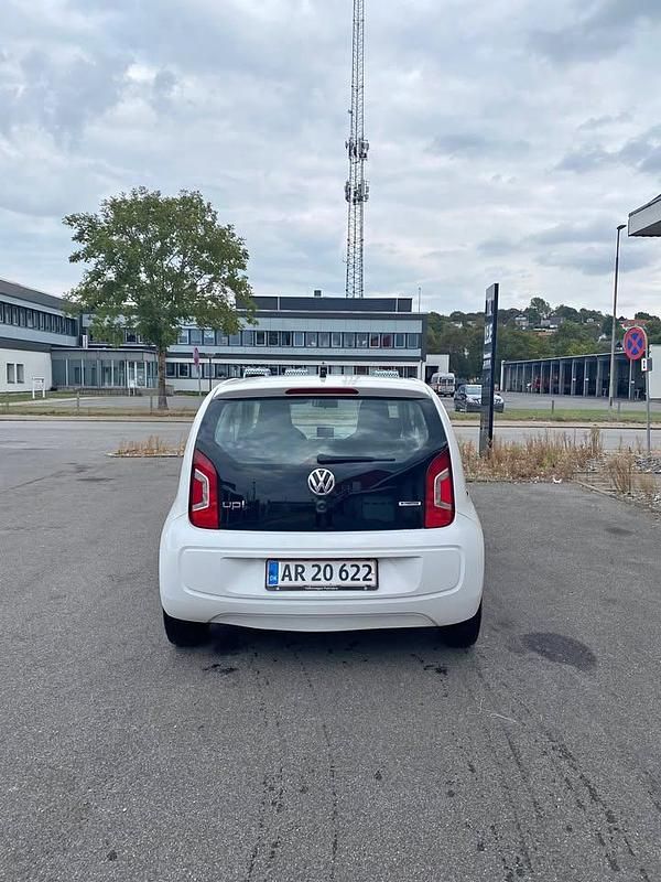 Hvid Brugt 2014 VW up! Hatchback | 48.000 kr. (Fair pris) - Billede 1/4