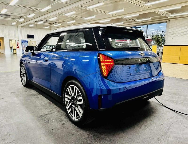 Brugt Mini Cooper 135 kW (184 HK) 2024 Blåmetal Hatchback