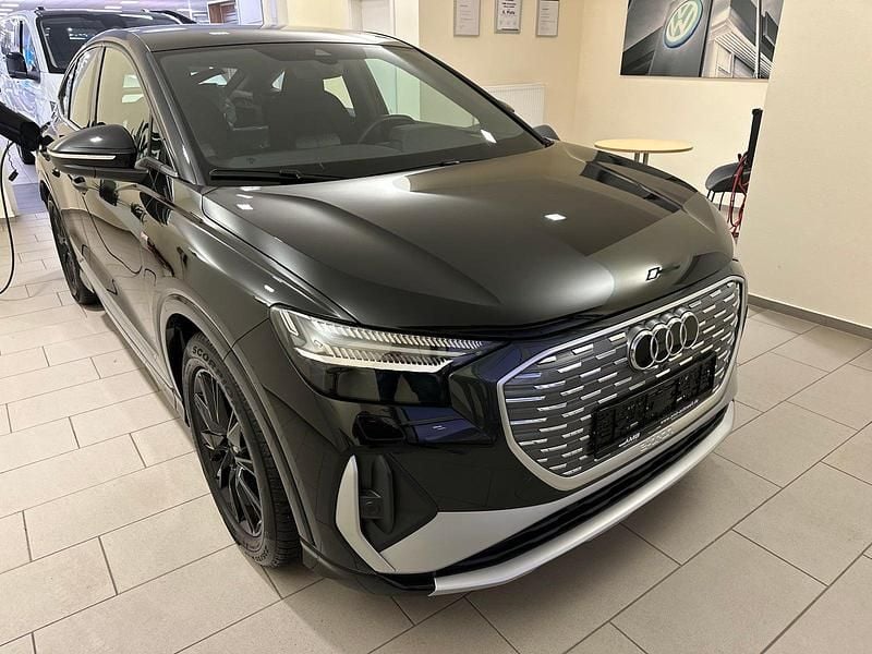 Sortmetal Brugt 2024 Audi Q4 Sportback e-tron S-Line SUV | 345.000 kr. (God pris) - Billede 1/4
