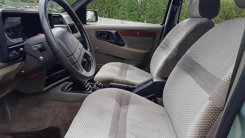 Brugt Ford Sierra Ghia 1982