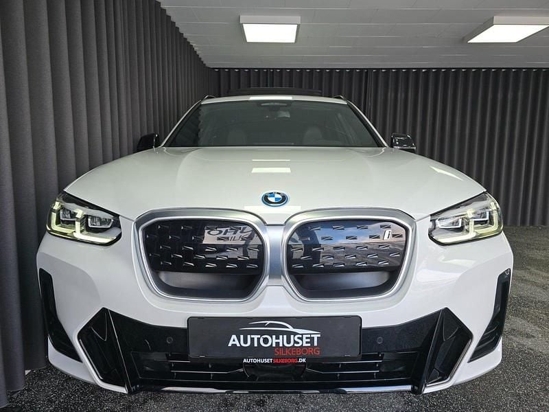 Brugt BMW iX3 M Sport 210 kW (286 HK) 2023 Hvidmetal SUV