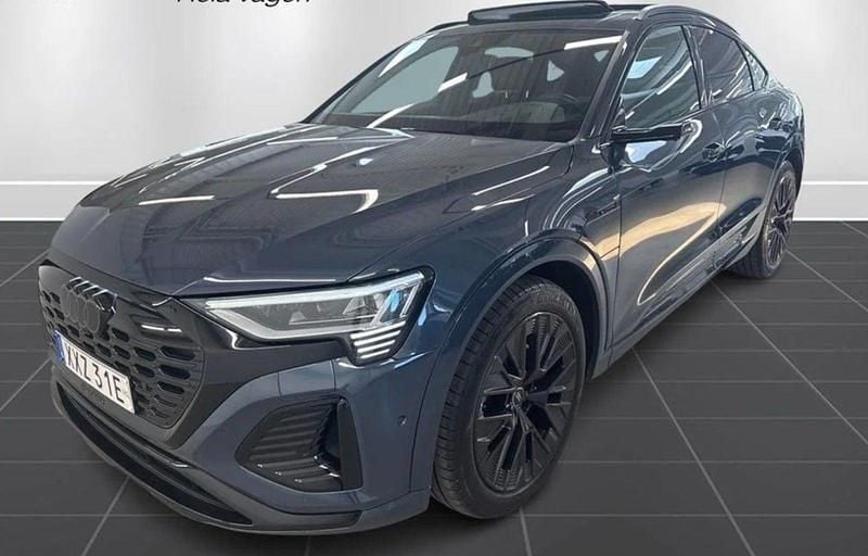 Blåmetal Brugt 2023 Audi Q8 e-tron S-Line SUV | 569.900 kr. (Lidt for dyr) - Billede 1/4