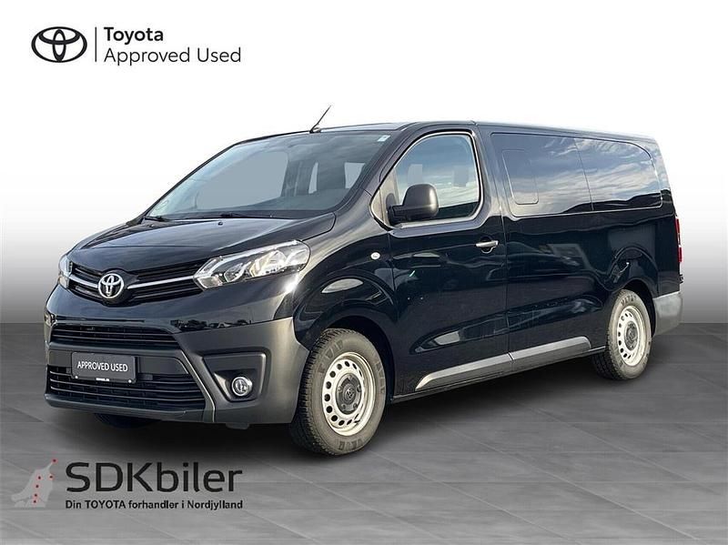 Sort Brugt 2024 Toyota Proace Verso Stationcar | 499.900 kr. (Fair pris) - Billede 1/3