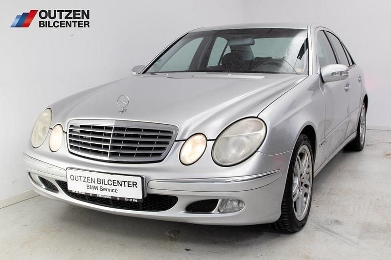 Brugt 2003 Mercedes E240 Elegance Sedan | 64.900 kr. - Billede 1/4
