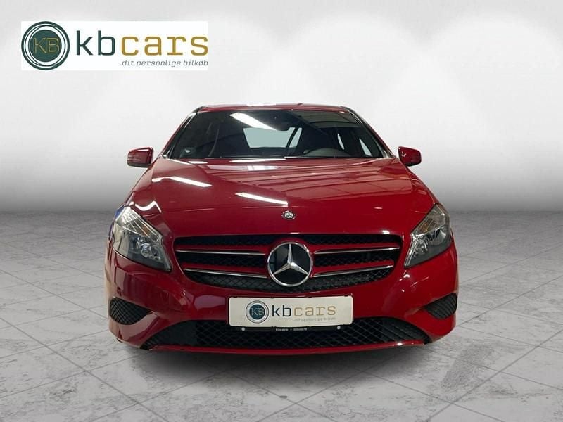 Brugt Mercedes A180 109 HK (80 kW) 2015 Rød Hatchback