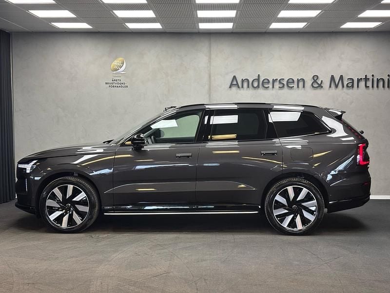 Ny Volvo EX90 Ultra 300 kW (408 HK) 2026 Platinumgrey SUV