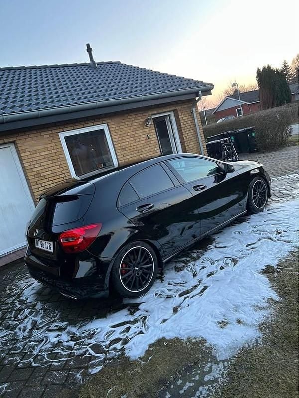 Brugt Mercedes A200 Urban 136 HK (100 kW) 2017 Sort Hatchback