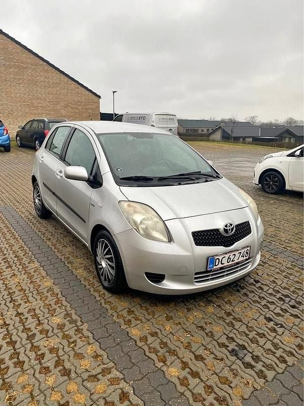 Brugt Toyota Yaris 87 HK (63 kW) 2007 Hatchback