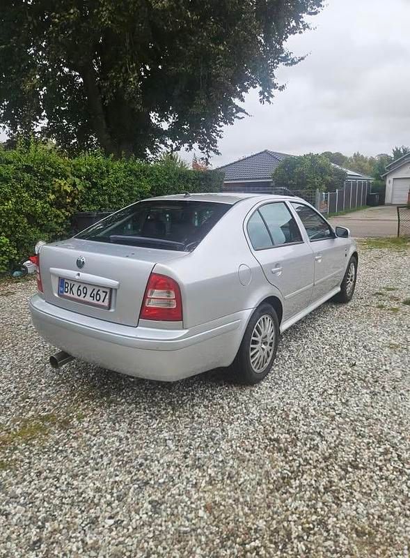 Brugt Skoda Octavia Elegance 2004 Hatchback