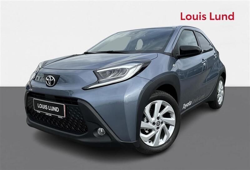 1k3celestite grey Brugt 2024 Toyota Aygo X Active SUV | 159.900 kr. - Billede 1/2