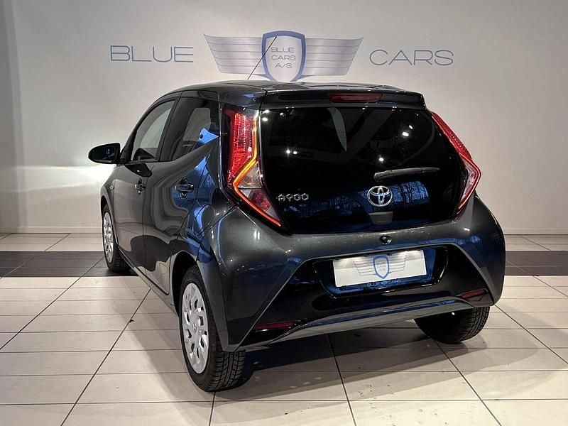 Brugt Toyota Aygo x-press 72 HK (52 kW) 2019 Koks Hatchback