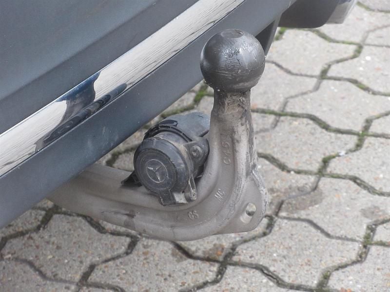 Mountaingrå metallak Brugt 2023 Mercedes GLA200 AMG line SUV | 399.990 kr. (Dyr) - Billede 1/3