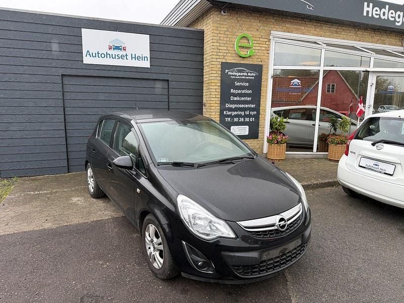 Sort Brugt 2013 Opel Corsa Cosmo | 39.800 kr. (Fair pris) - Billede 1/4