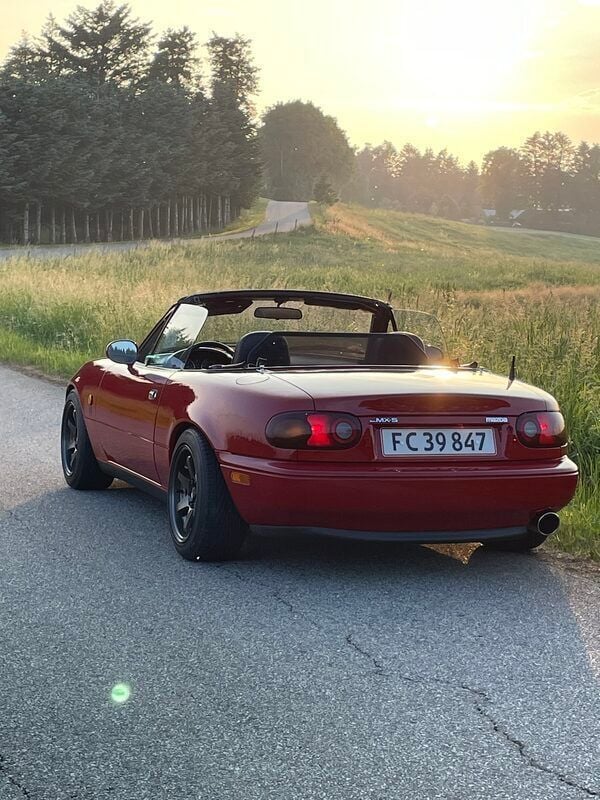 Brugt Mazda MX5 116 HK (85 kW) 1992 Rød Cabriolet