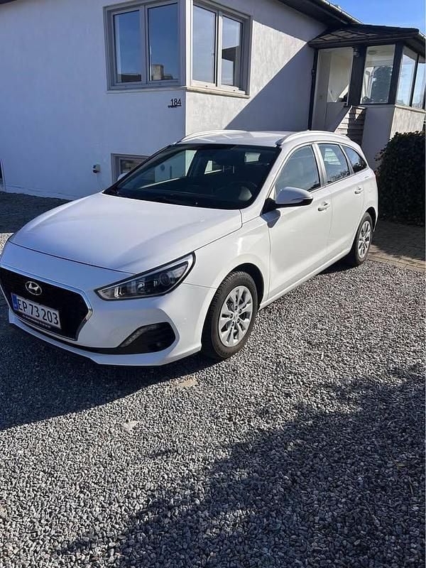 Brugt Hyundai i30 120 HK (88 kW) 2019 Hvid Stationcar