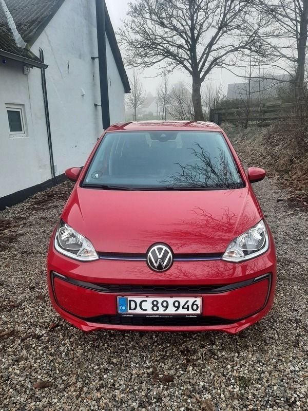 Rød Brugt 2021 VW e-up! Active Hatchback | 118.800 kr. (Fair pris) - Billede 1/8