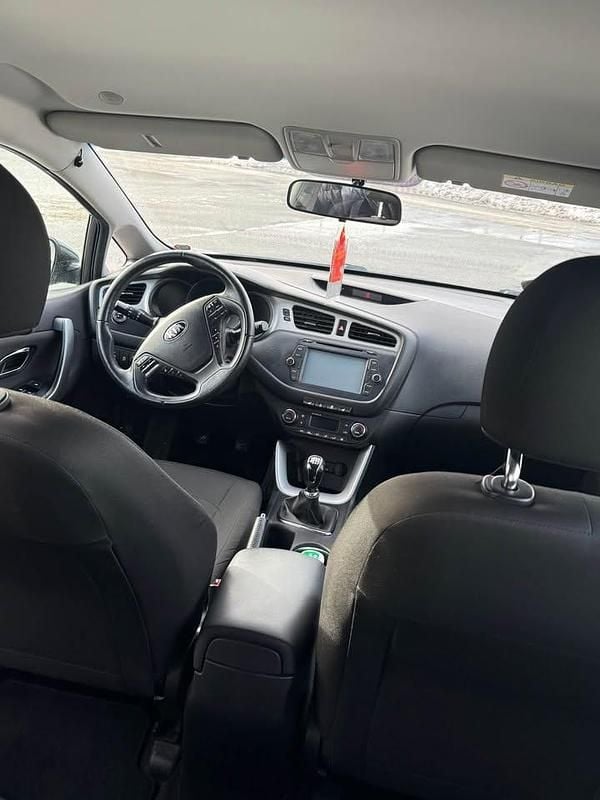 Brugt Kia Ceed 128 HK (94 kW) 2015 Grå Hatchback