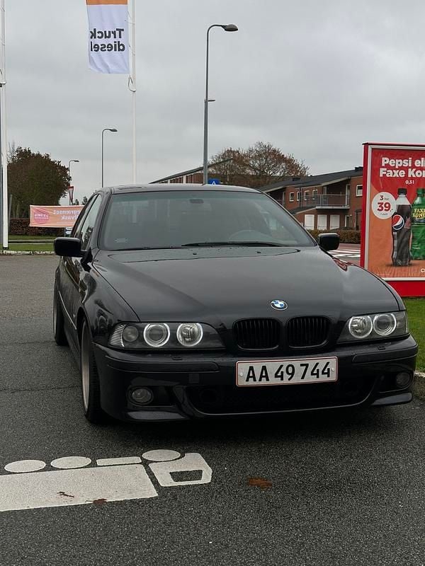 Sort Brugt 1999 BMW 528 | 49.900 kr. - Billede 1/3