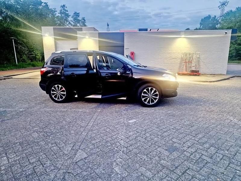 Lilla/violet Brugt 2013 Nissan Qashqai SUV | 50.000 kr. (God pris) - Billede 1/4