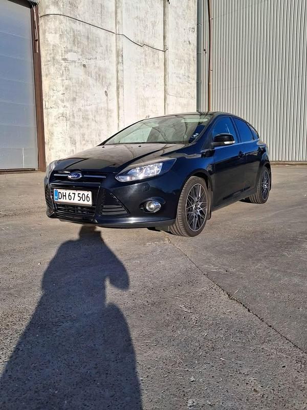 Brugt Ford Focus 101 HK (74 kW) 2013 Sort Hatchback