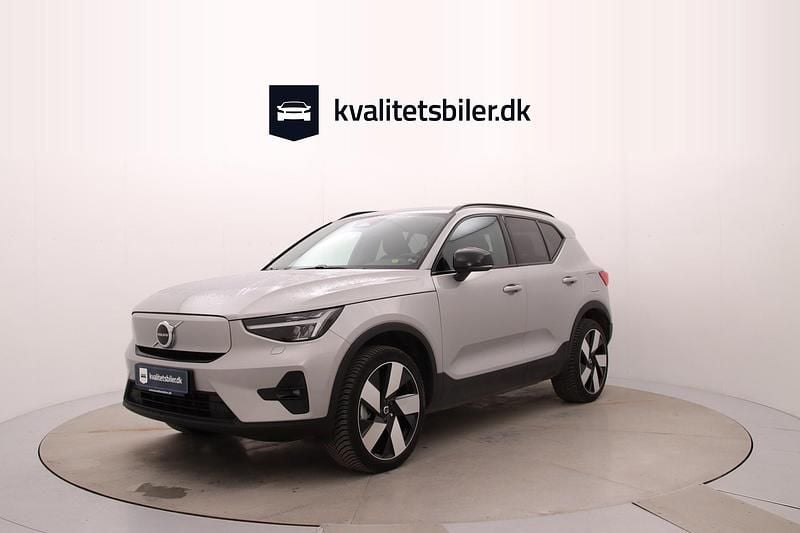 Sølvmetal Brugt 2023 Volvo XC40 Plus SUV | 319.900 kr. (Lidt for dyr) - Billede 1/4
