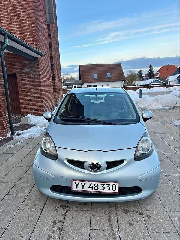 Brugt Toyota Aygo 68 HK (50 kW) 2007 Hatchback