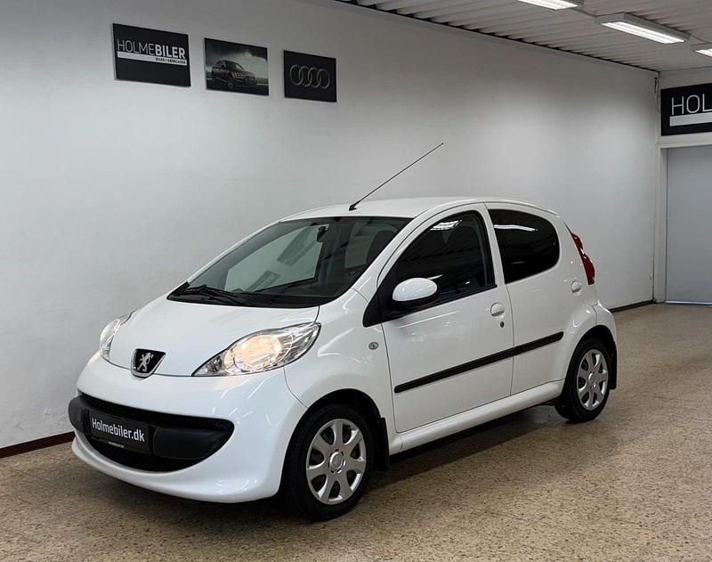 Brugt 2011 Peugeot 107 Hatchback | 29.800 kr. (God pris) - Billede 1/4