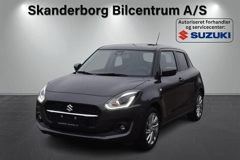 Mineral gray metallic Brugt 2023 Suzuki Swift Action Hatchback | 139.900 kr. (Fair pris) - Billede 1/4