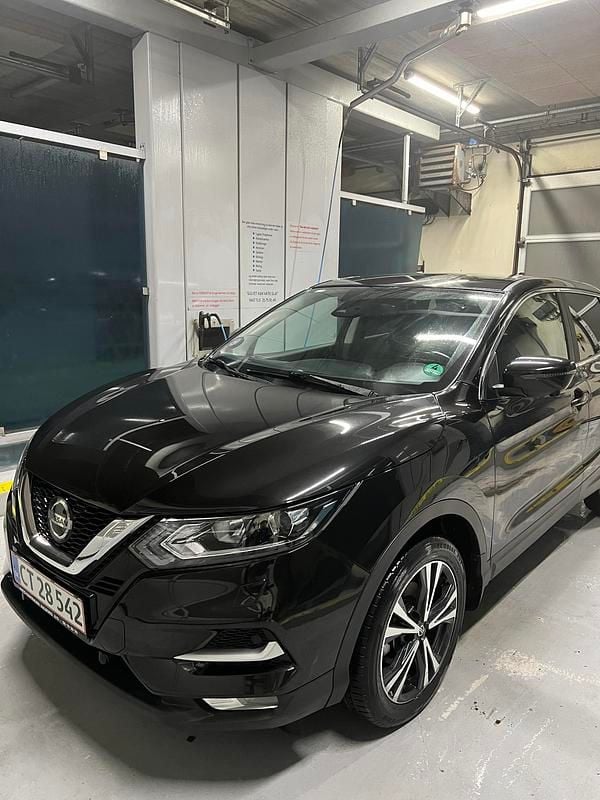 Sort Brugt 2020 Nissan Qashqai N-Connecta SUV | 203.800 kr. (Fair pris) - Billede 1/11