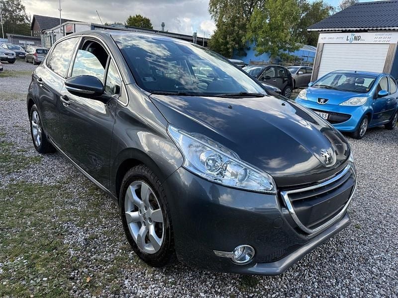 Grå Brugt 2015 Peugeot 208 Allure Sky Hatchback | 54.990 kr. (Fair pris) - Billede 1/4