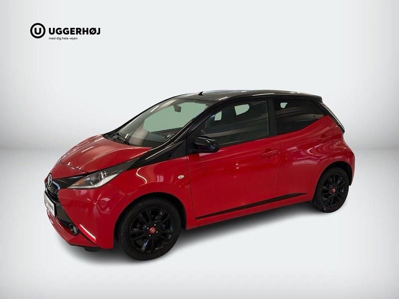 Rød Brugt 2015 Toyota Aygo X-cite Hatchback | 69.900 kr. (Fair pris) - Billede 1/4