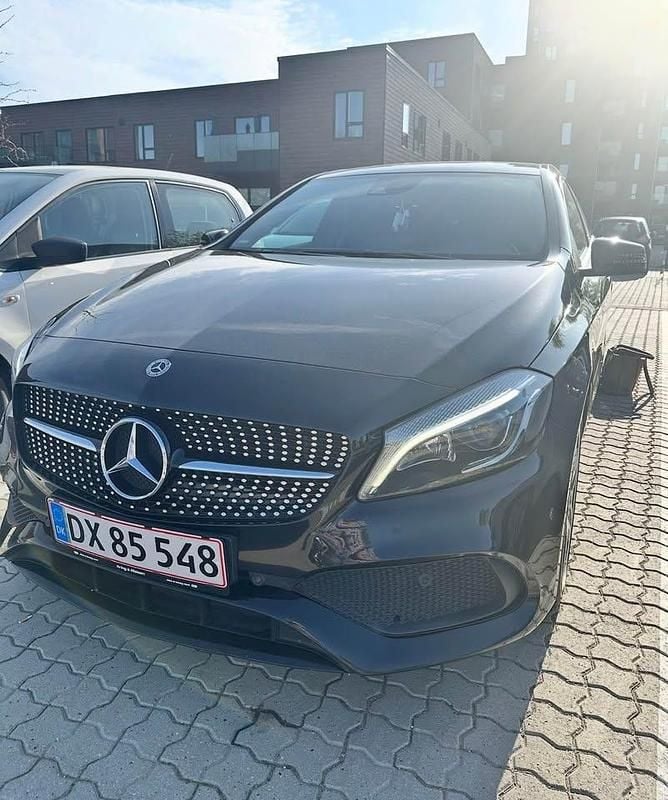 Brugt Mercedes A200 AMG line 156 HK (114 kW) 2016 Sort Hatchback