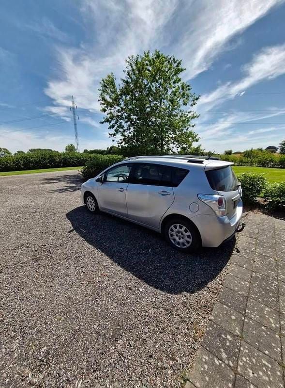 Brugt Toyota Sportsvan 111 HK (81 kW) 2014 MPV