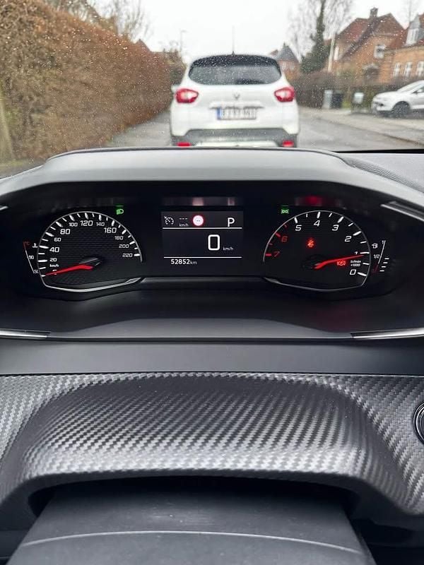 Brugt Peugeot 208 Allure 101 HK (74 kW) 2023 Sort Hatchback